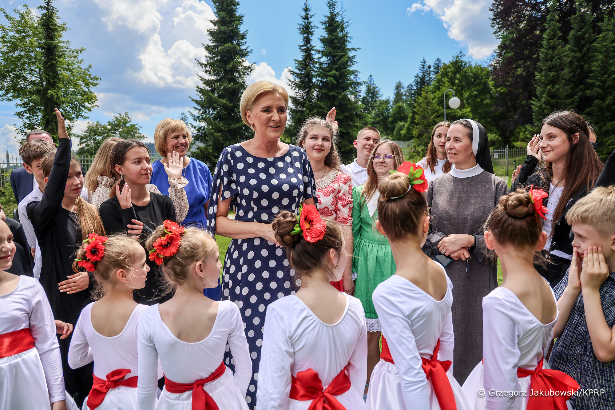 The First Lady of the Republic of Poland in a De Marco dress with the most fashionable print of the summer 2024 season!